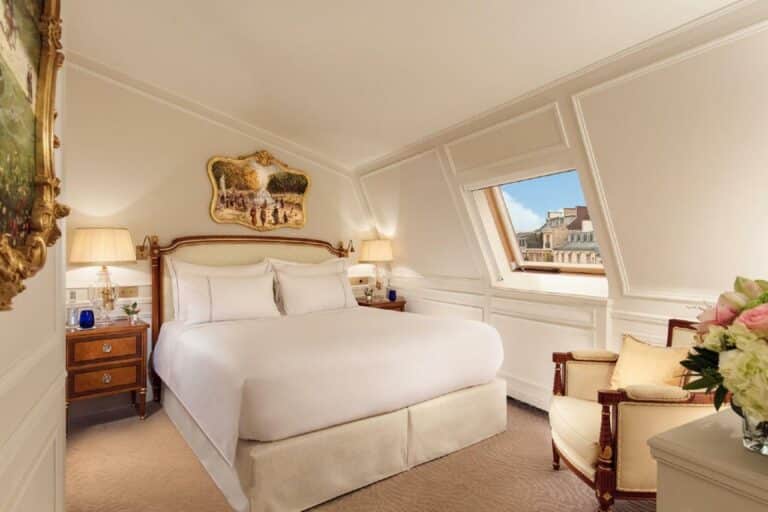 Hotel Splendide Royal Paris – Relais & Châteaux studio appartment