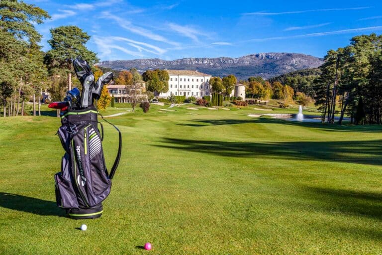 The 10 best hotels for playing golf in France