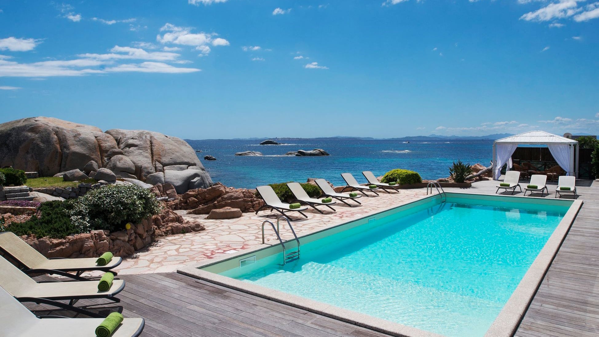 Les meilleurs hotels au bord de la mer en Corse