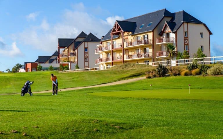 Les meilleurs hôtels pour jouer au golf en Bretagne