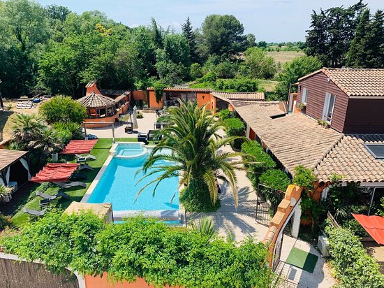 Top 10 hotels pour un séjour en Famille en Occitanie piscine patio