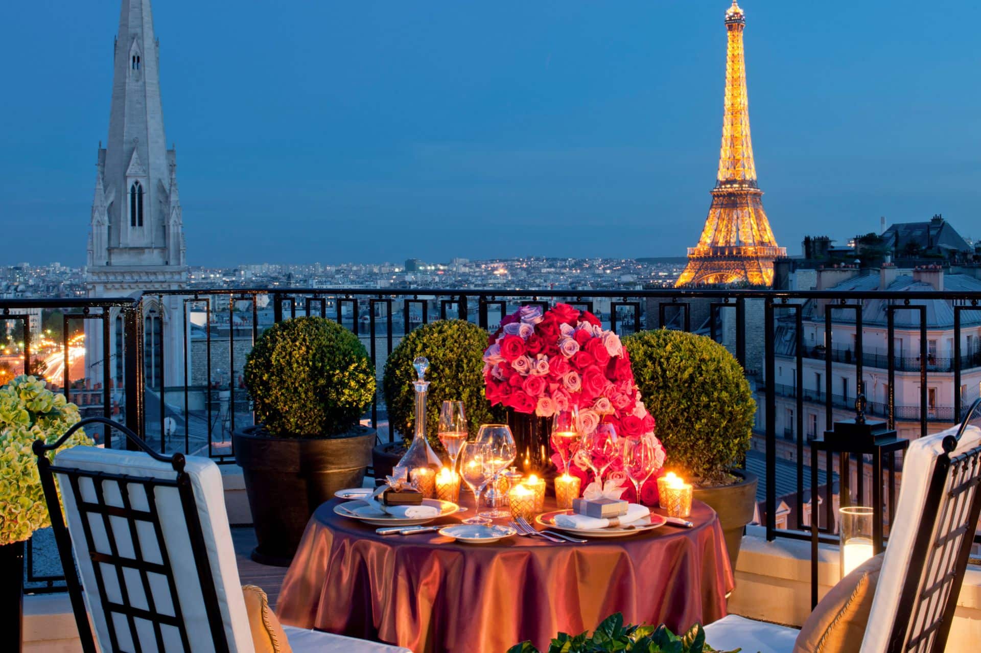 Топ-10 отелей Парижа - романтические, романтические выходные