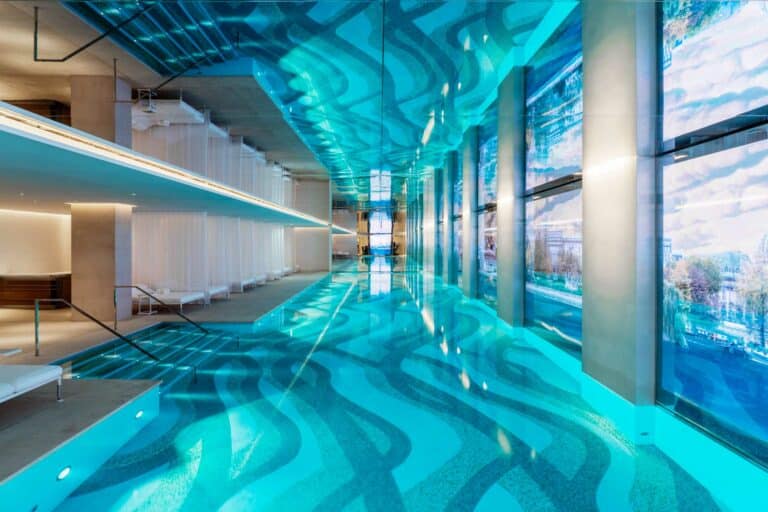I migliori hotel con piscina a Parigi
