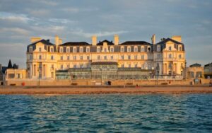 9 лучших 5-звездочных отелей в Бретани