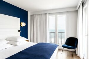 Hotel con vista mare sulla costa basca