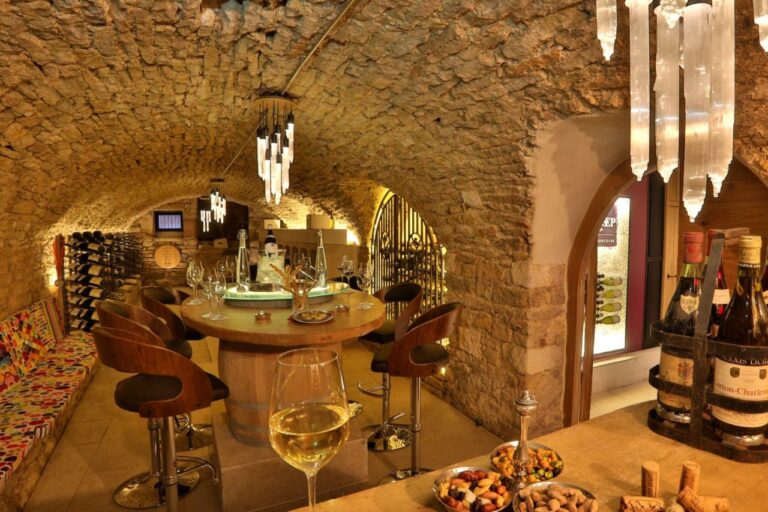 Séjour sur la route des vins de Bourgogne : 6 hôtels de luxe à découvrir Hotel Le Cep